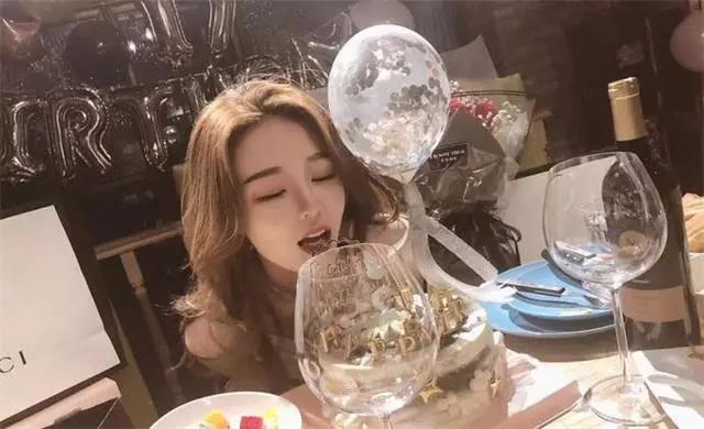  呼吁抖音“封殺”溫婉的那些人，像極了吃人的獸。